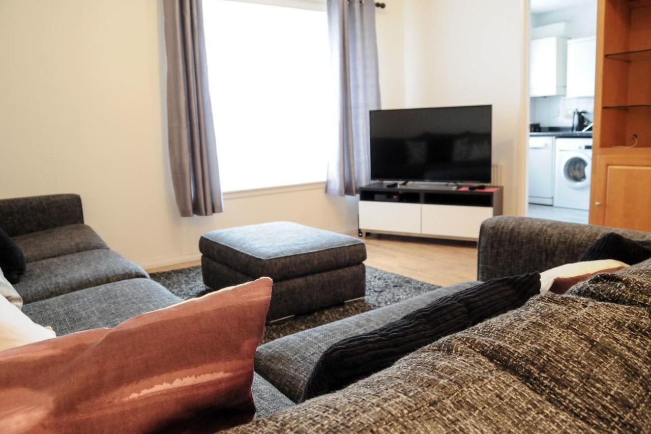 Peaceful And Quiet Apartment In A Bustling City Edinburgh Buitenkant foto