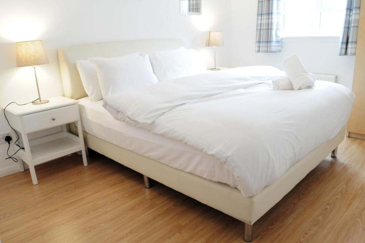 Peaceful And Quiet Apartment In A Bustling City Edinburgh Buitenkant foto