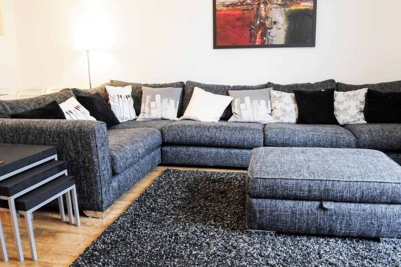 Peaceful And Quiet Apartment In A Bustling City Edinburgh Buitenkant foto
